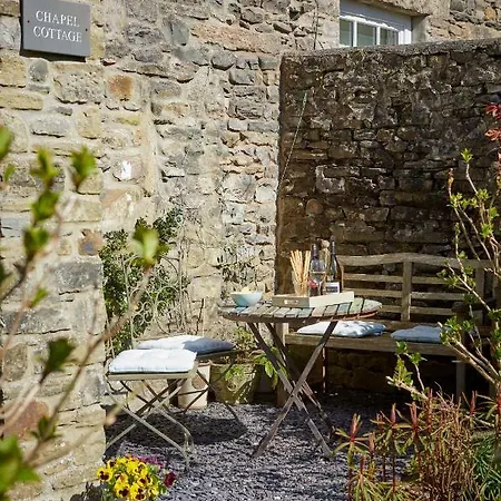 Chapel Set In A Private Courtyard In Location With 2 Parking Spaces Dom wakacyjny