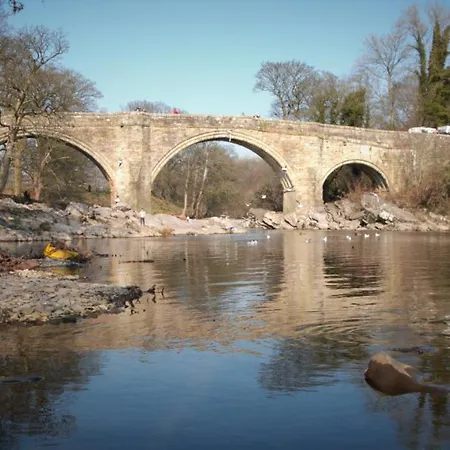 Dom wakacyjny Chapel Set In A Private Courtyard In Location With 2 Parking Spaces
