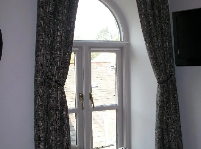 Semesterbostad Chapel Set In A Private Courtyard In Location With 2 Parking Spaces Kirkby Lonsdale